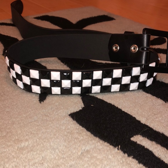 vans studded leather belt